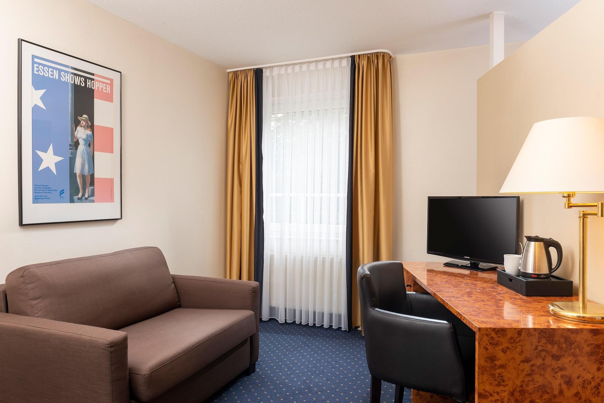 Essential By Dorint Essen Hotel ภายนอก รูปภาพ