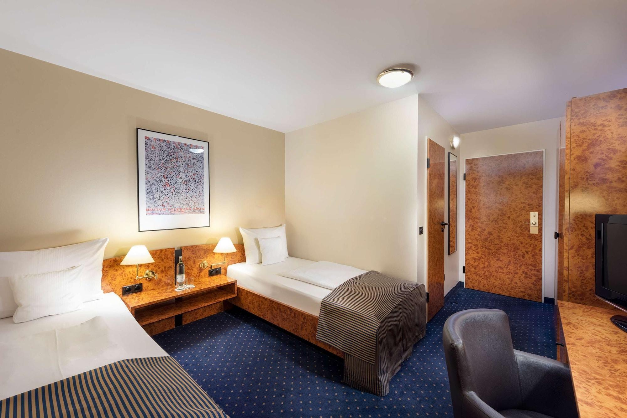 Essential By Dorint Essen Hotel ภายนอก รูปภาพ