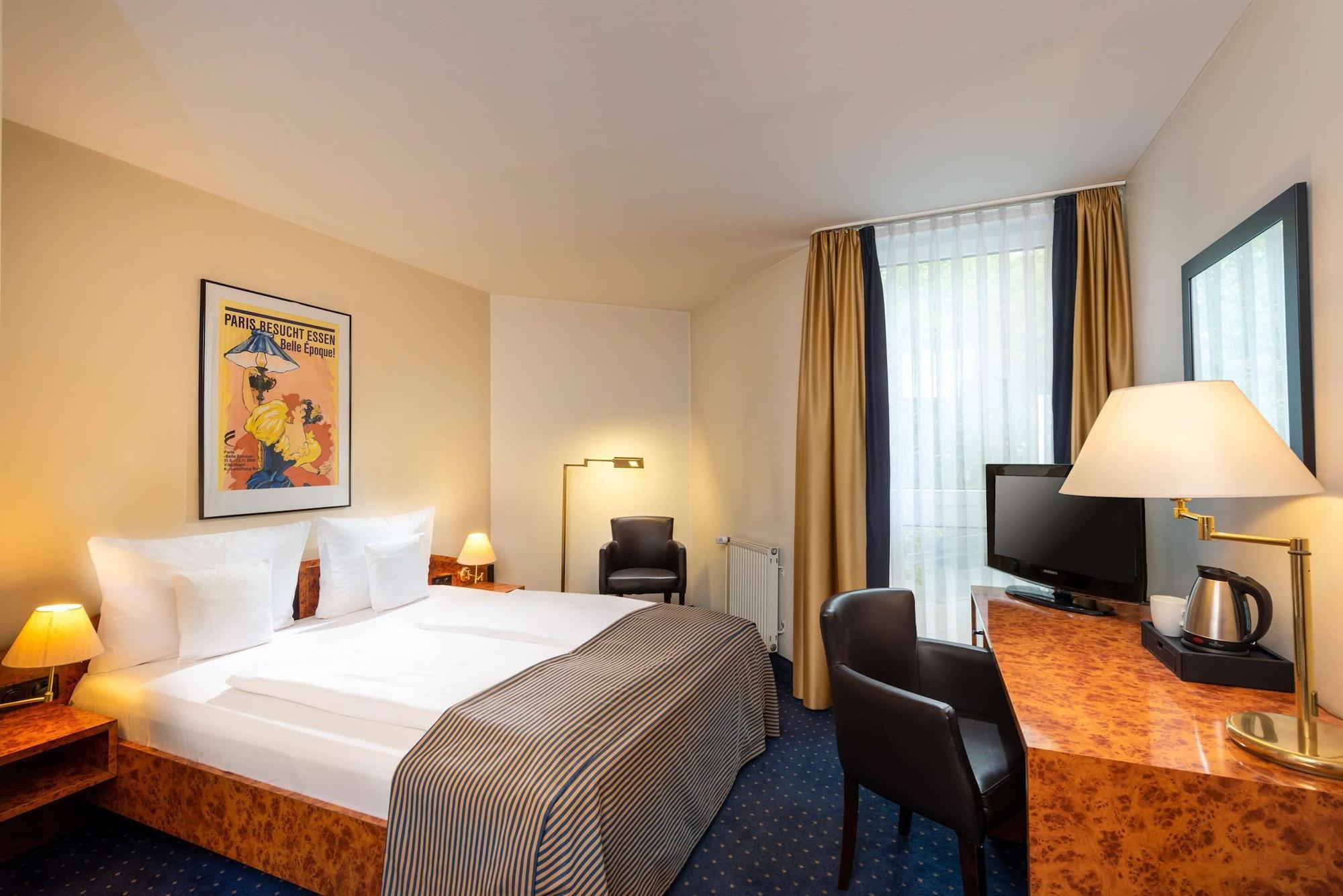 Essential By Dorint Essen Hotel ภายนอก รูปภาพ