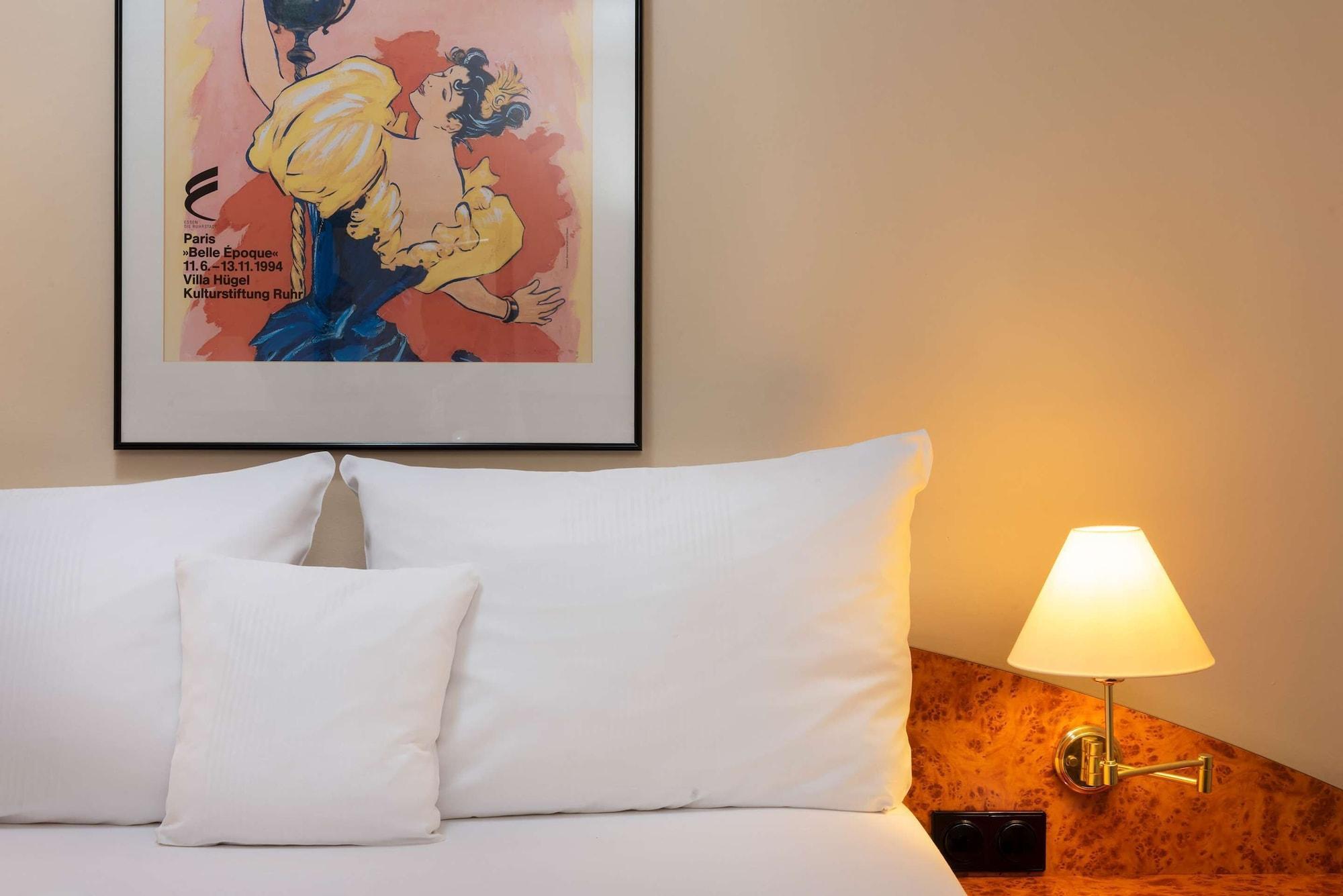 Essential By Dorint Essen Hotel ภายนอก รูปภาพ